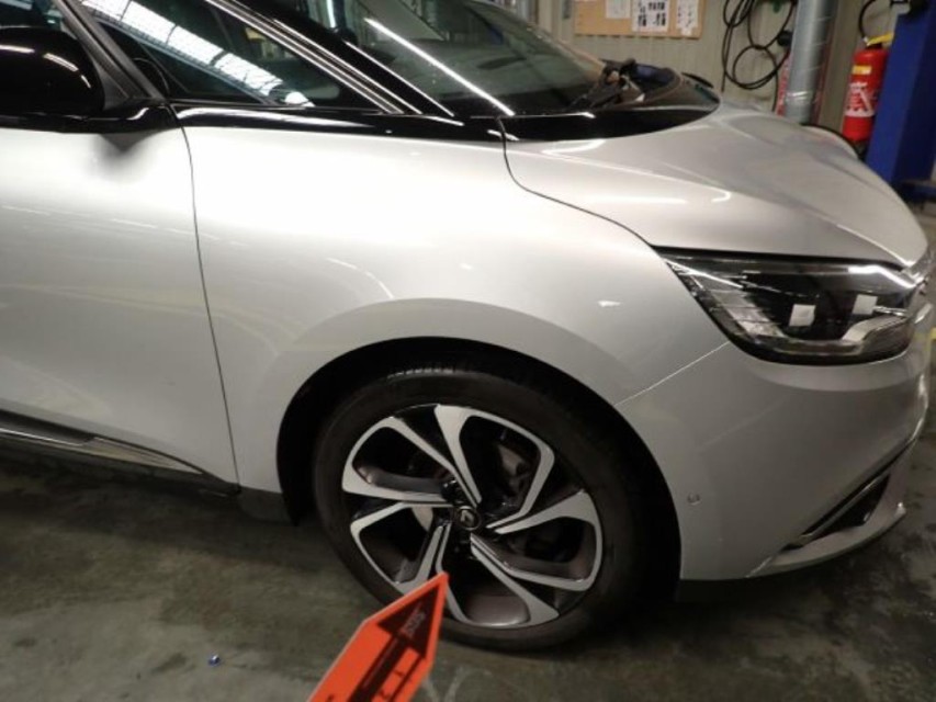  Renault  Grand Scenic 1.7 BLUE DCI EDC BUSINESS INTENS #7