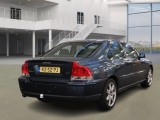  Volvo  S60 2.5T Kinetic #5