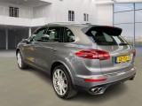  Porsche  Cayenne 3.0 S E-Hybrid #8