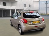  Peugeot  208 1.6 VTi Allure #8