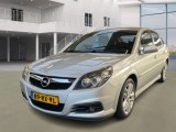  Opel  Vectra 2.2-16V Sport 