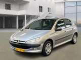  Peugeot  206 1.4 Gentry 