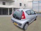  Peugeot  107 1.0-12V XR #4