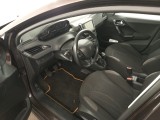  Peugeot  208 1.2 VTi Allure #10