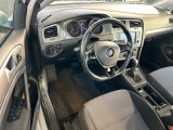  Volkswagen  Golf 1.6 TDI Trendline #11