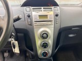  Toyota  Yaris 1.0 VVTi Spirit #15