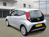  Toyota  Aygo 1.0 VVT-i x-play #5