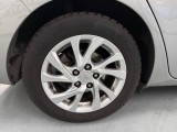  Toyota  Auris 1.8 Hybr. Dynamic #8