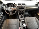  Volkswagen  Golf 1.6 TDI Trendline Bluemotion #9