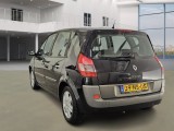  Renault  Scenic 1.6-16V Privilège Comfort #5