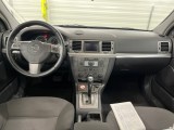  Opel  Vectra 2.2-16V Business #10