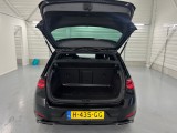  Volkswagen  Golf 1.5 TSI Highline Business R #17