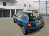  Renault  Clio 1.4-16V Privilège #5