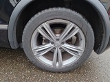  Volkswagen  Tiguan 1.5 TSI Highline Business R #8