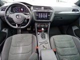  Volkswagen  Tiguan 1.5 TSI Highline Business R #11