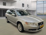  Volvo  V70 2.4D Momentum #4