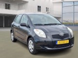  Toyota  Yaris 1.3 VVTi Terra #3