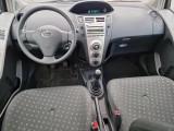  Toyota  Yaris 1.3 VVTi Terra #9