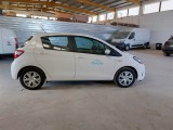  Toyota  Yaris TOYOTA  / 2017 / 5P / BERLINA 1.5 HYBRID BUSINESS #7