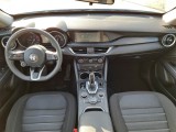  Alfa Romeo  Stelvio ALFA ROMEO  / 2017 / 5P / SUV 2.2 TURBO DIESEL 160CV AT8 RWD BUSINESS(AUTOCARRO) #3