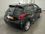  Peugeot  208 Peugeot  Signature 1.2 PureTech 82 5d #2