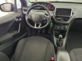  Peugeot  208 Peugeot  Signature 1.2 PureTech 82 5d #18