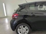  Peugeot  208 Peugeot  Signature 1.2 PureTech 82 5d #20