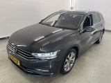  Volkswagen  Passat Volkswagen  Variant 1.5 TSI 7-DSG Business 5d 