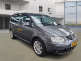  Volkswagen  Touran 2.0-16V FSI Highline 7p. #3