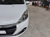  Peugeot  208 PEUGEOT  / 2015 / 5P / BERLINA MIX BLUEHDI 75CV #31