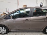 Toyota  Yaris TOYOTA  / 2017 / 5P / BERLINA 1.5 HYBRID BUSINESS #80
