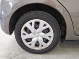  Toyota  Yaris TOYOTA  / 2017 / 5P / BERLINA 1.5 HYBRID BUSINESS #102