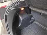  Toyota  Yaris TOYOTA  / 2017 / 5P / BERLINA 1.5 HYBRID BUSINESS #142