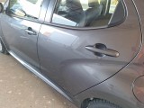  Toyota  Yaris TOYOTA  / 2020 / 5P / BERLINA HYBRID BUSINESS MY20 #75