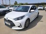  Toyota  Yaris TOYOTA  / 2020 / 5P / berlina con portón 1.5 120H Active Tech 