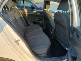  Volkswagen  Golf  VIII Berlina Life eTSI 1.0 TSI 110CV AT7 E6d #7