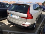  Volvo  XC60 VOLVO  / 2017 / 5P / todoterreno 2.0 B4 D Momentum Pro Auto #2
