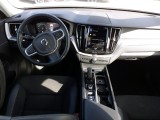  Volvo  XC60 VOLVO  / 2017 / 5P / todoterreno 2.0 B4 D Momentum Pro Auto #3