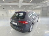  Volkswagen  Tiguan VOLKSWAGEN  / 2016 / 5P / SUV 2.0 TDI SCR 110KW BUSINESS BMT #2