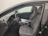  Hyundai   IONIQ Hyundai 1.6 GDi ISG DCT Hybride Feel 5d #3