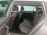  Volkswagen  Passat Volkswagen  Variant 1.6 TDI SCR DSG7 Elegance Business 5d #10