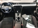  Volkswagen  Passat  8 SW (2014) Pas.Var.2.0TDI 140 Eleg 4X4 AT #3