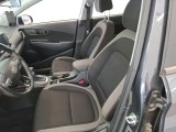  Hyundai  Kona HYUNDAI  / 2017 / 5P / SUV 1.6 GDi Hybrid DCT-6 Intuitive #8