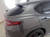 Alfa Romeo  Stelvio ALFA ROMEO  / 2017 / 5P / SUV 2.2 TD 210 CV VELOCE AT8 Q4 #33