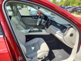  Volvo  XC60   B4 Drive-E Mom.Pro AWD AT #6