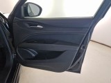  Alfa Romeo  Stelvio ALFA ROMEO  / 2017 / 5P / SUV 2.2 TURBO DIESEL 160CV BUSINESS AT8 RWD #150