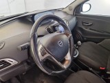  Lancia  Ypsilon LANCIA  ECOCHIC / 2015 / 5P / BERLINA 1.0 70CV FIREFLY HYBRID SeS GOLD #71