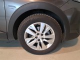  Peugeot  3008 PEUGEOT  / 2020 / 5P / SUV BLUEHDI 130 EAT8 SeS ACTIVE PACK #17