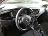  Volkswagen  Polo VOLKSWAGEN  / 2017 / 5P / BERLINA 1.0 TSI BUSINESS COMFORTLINE #64