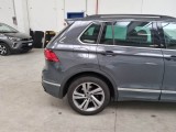  Volkswagen  Tiguan VOLKSWAGEN  / 2020 / 5P / SUV 2.0 TDI SCR 110KWR-LINE DSG #38